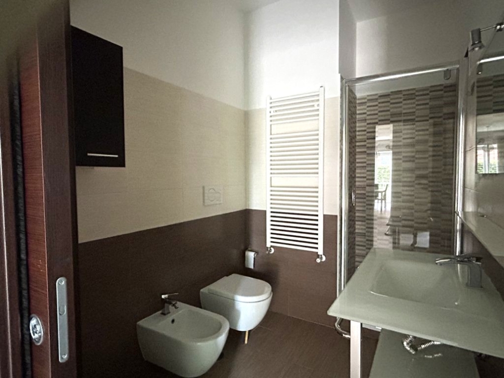 IMG_2827 (FILEminimizer).jpg